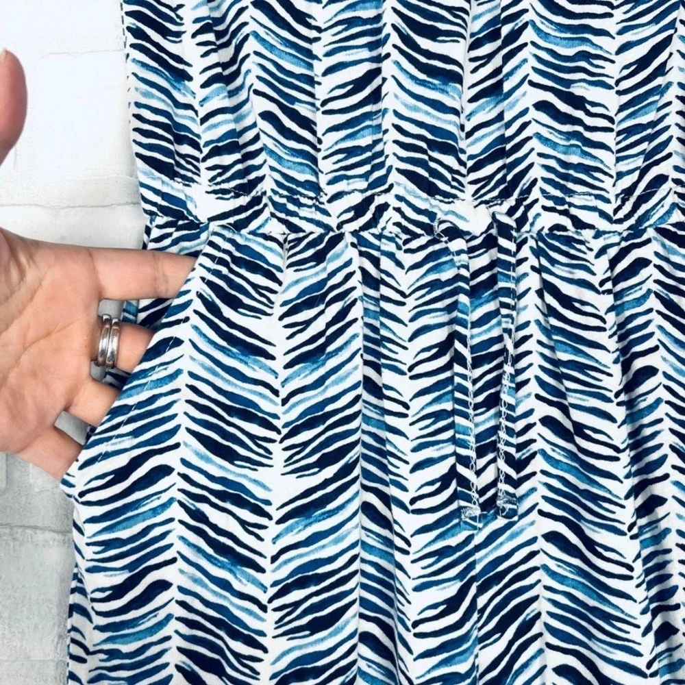 Old Navy Girls Blue White Zebra Print Short Sleeve Jumpsuit Size L 10-12
